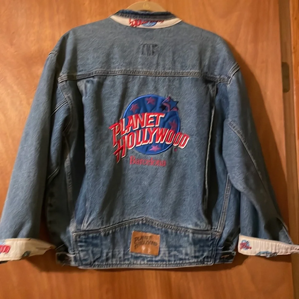 Planet Hollywood Barcelona vintage denim Jean jacket (mlb)